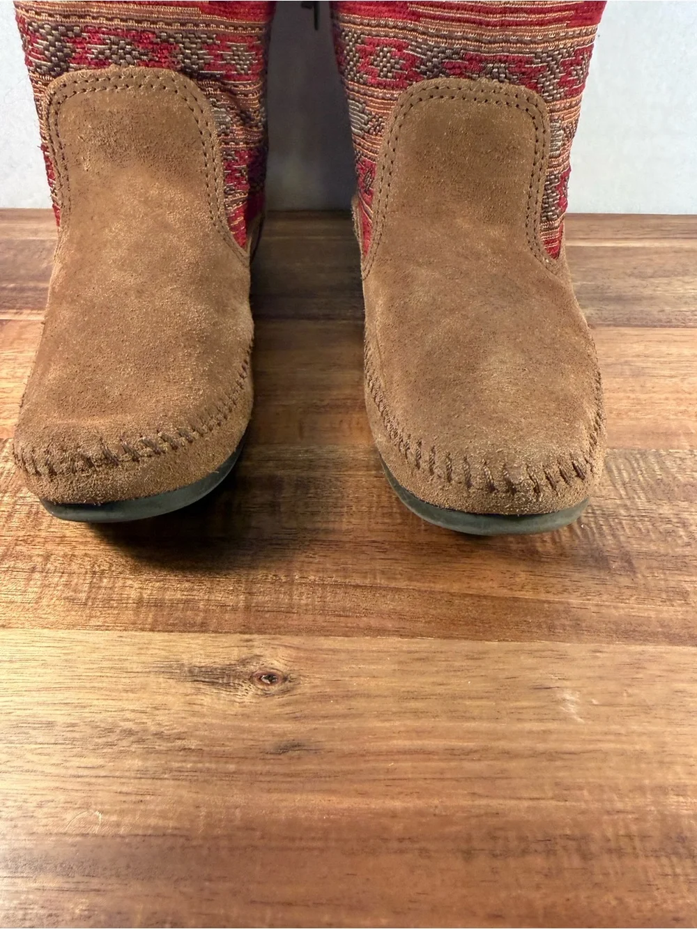 Minnetonka Moccasin, Baja Boot, Brown and Red Size 9 - Picture 4 of 10